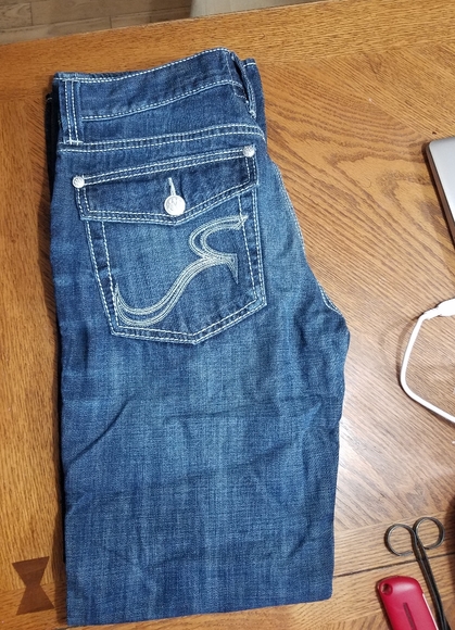 Rock & Republic Womens Jeans - Picture 2 of 7